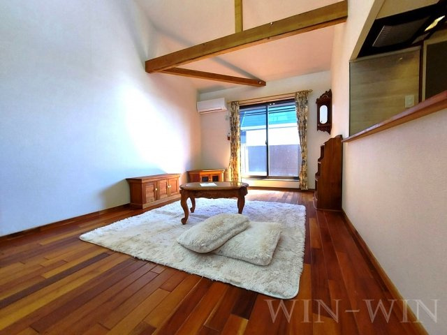 セザンヌ西高師の居間・リビング