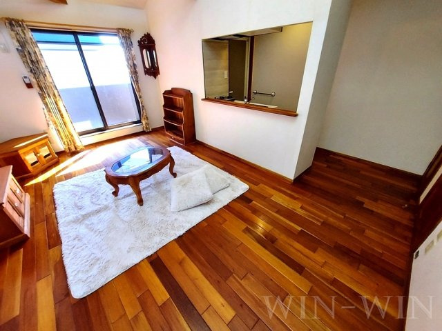 セザンヌ西高師の居間・リビング