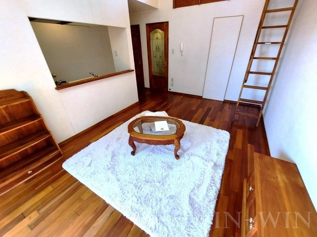 セザンヌ西高師の居間・リビング