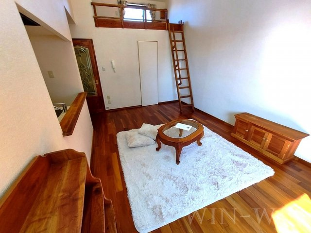 セザンヌ西高師の居間・リビング