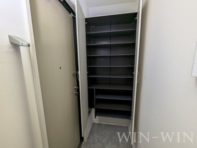 グランヴェール柱の玄関