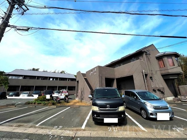 セザンヌ野依の外観