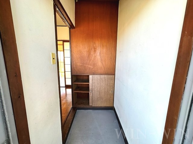 坂上アンビロンの玄関