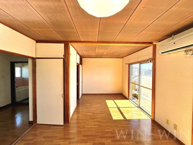 坂上アンビロンの居間・リビング