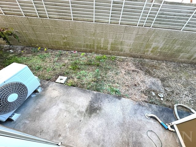 レオパレス東田第一の庭