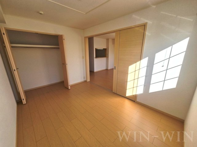 モデラートの寝室
