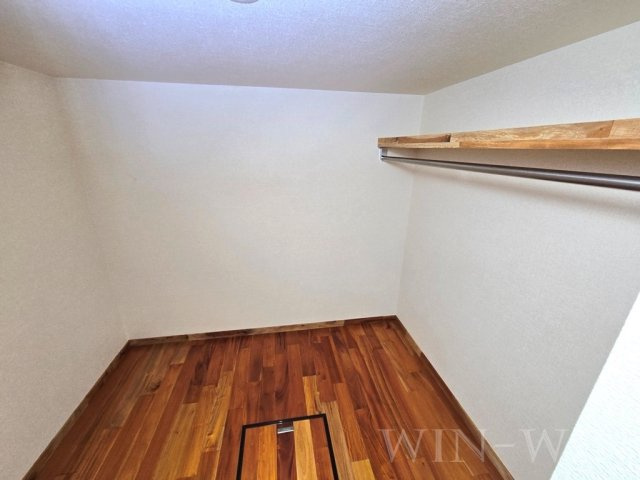 セザンヌ飯村 Bの収納