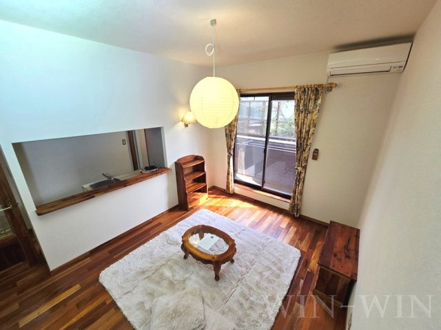 セザンヌ飯村 Bの居間・リビング