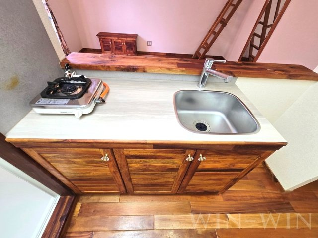 セザンヌ飯村 Bのキッチン