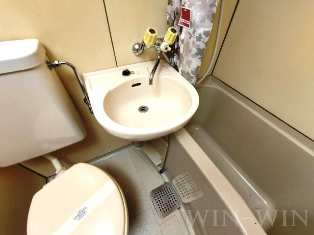 ユトリロつつじが丘の洗面所