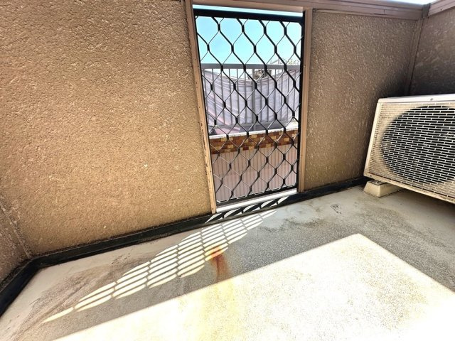 ユトリロ南栄のバルコニー