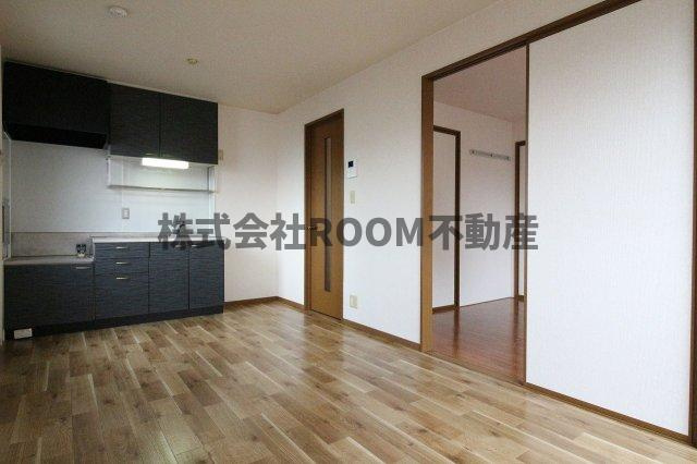 シャルマンコートの居間・リビング|使いやすいリビングです