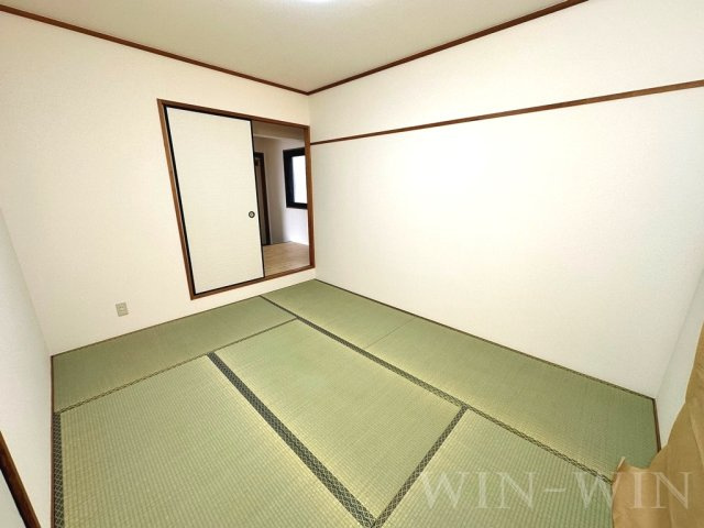 セレーブル春日の和室