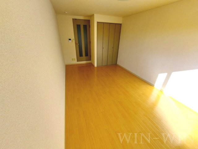 コーポカワムラの居間・リビング