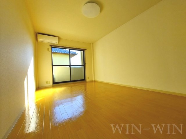 コーポカワムラの居間・リビング