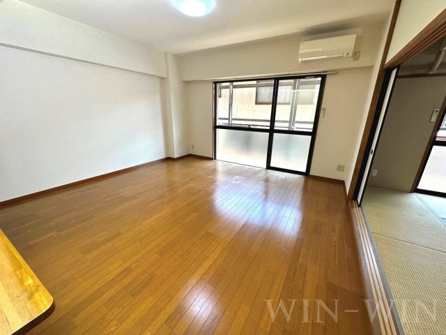 グランコート佐藤の居間・リビング