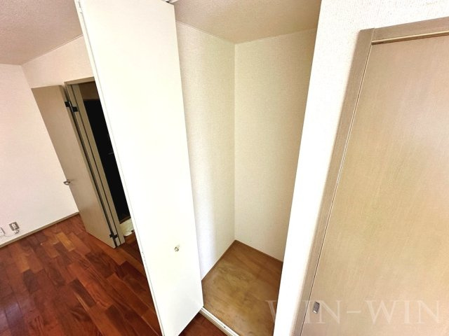ユトリロ大岩の収納