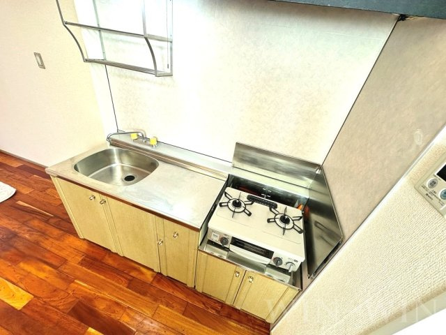 ユトリロ大岩のキッチン