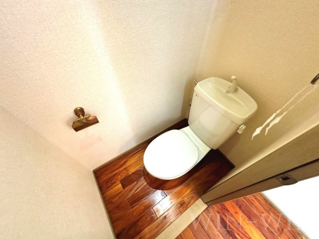 ユトリロ大岩のトイレ
