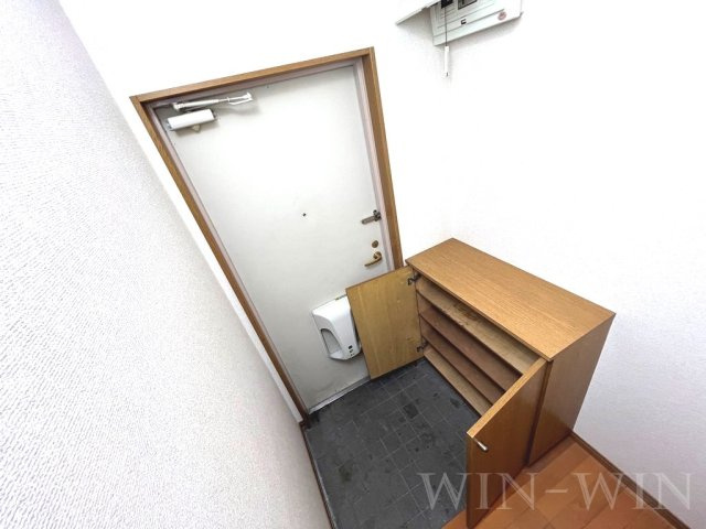 メゾンソレイユの玄関