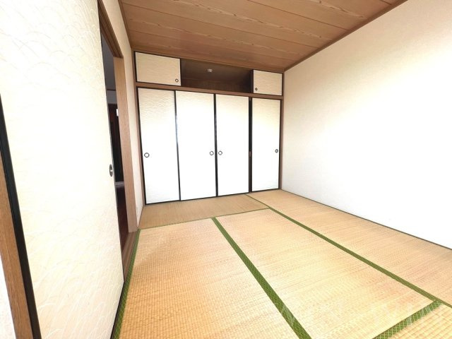 メゾンソレイユの和室