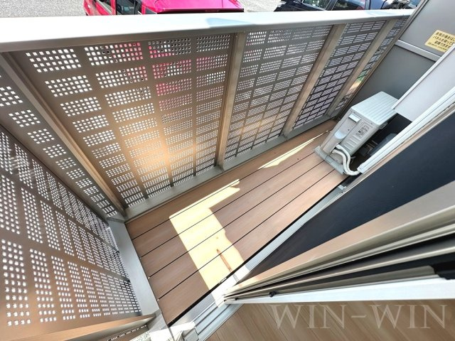 Charmant Aのバルコニー