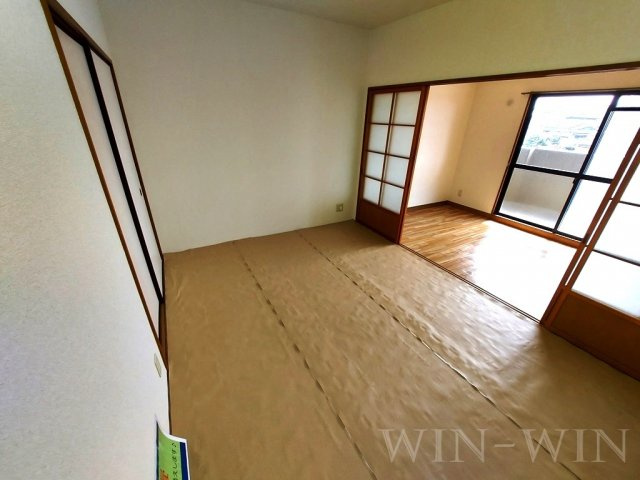 イーストパレスの和室