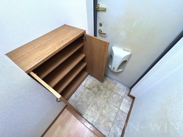 グランスクエアー・Jの玄関