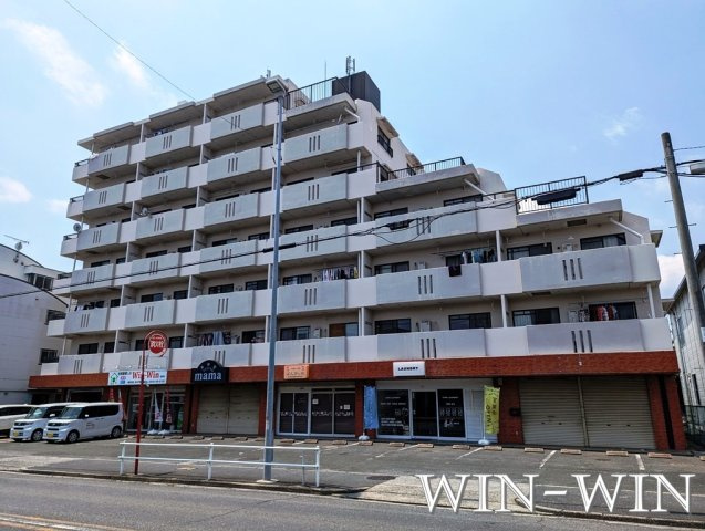 岩月ビルディングの外観