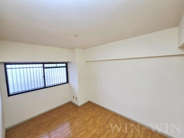 岩月ビルディングの寝室