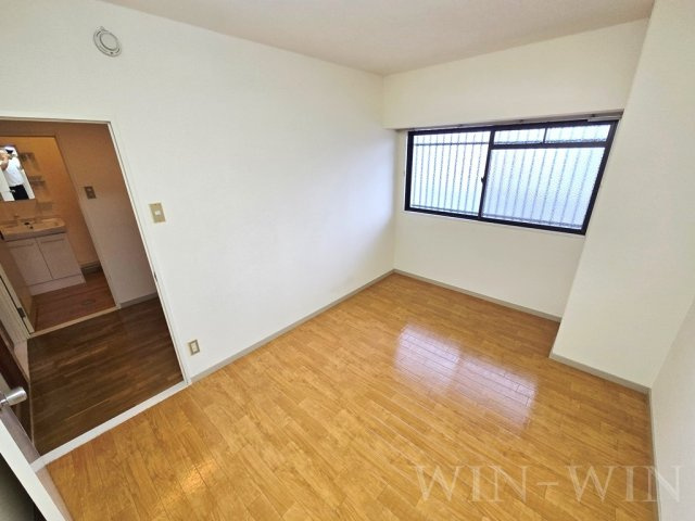 岩月ビルディングの寝室