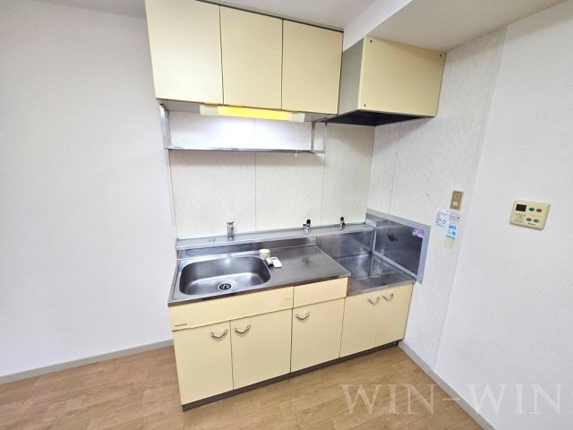 岩月ビルディングのキッチン