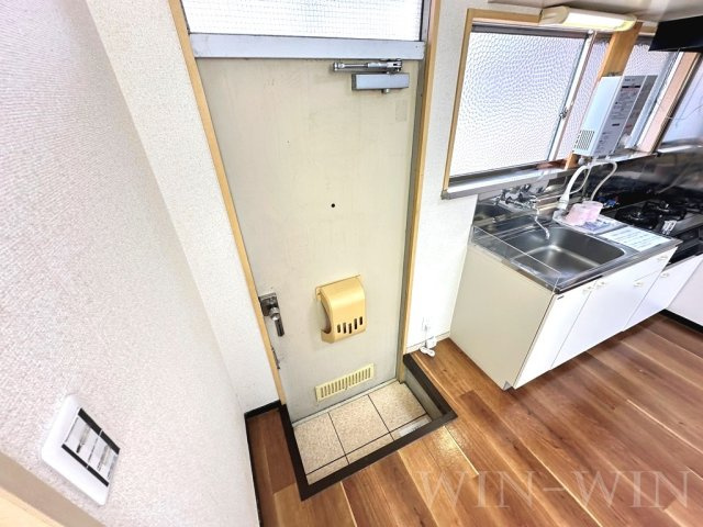 コーポ江島の玄関
