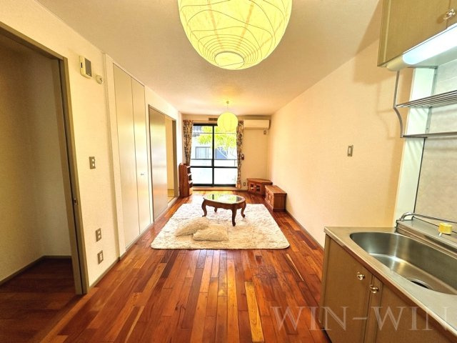 ユトリロ大岩の居間・リビング