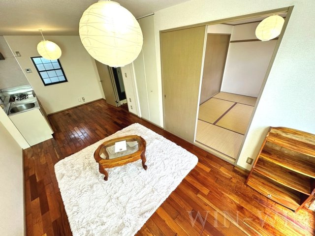 ユトリロ大岩の居間・リビング