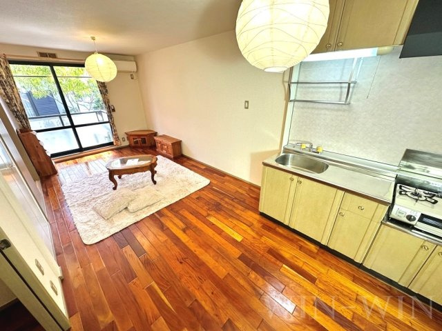 ユトリロ大岩の居間・リビング