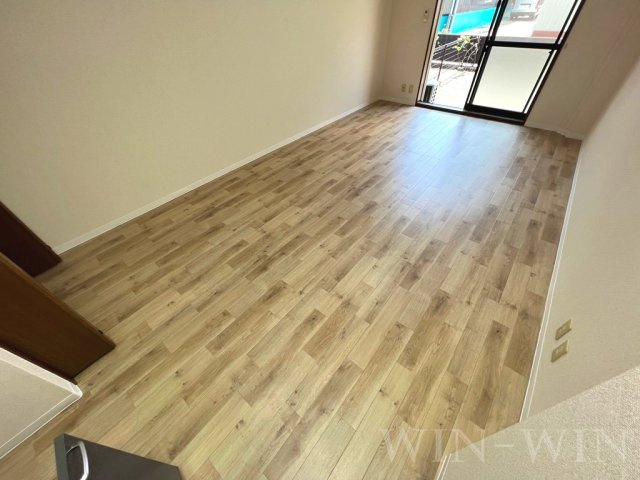 ヴィサージュ東森岡の居間・リビング