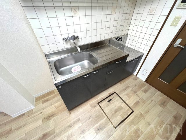 ヴィサージュ東森岡のキッチン