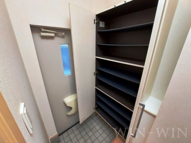 フォレスト・ヒルの玄関