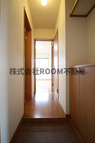 With　都北の玄関|収納もある玄関です