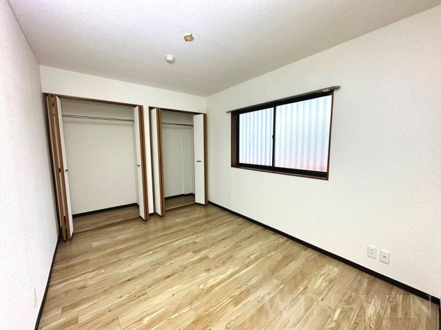 グリーンロード草間の寝室