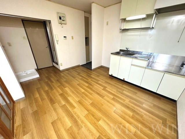 ウイングコートラ・ムール豊橋の居間・リビング|イメージ（同建物内別部屋の写真です）