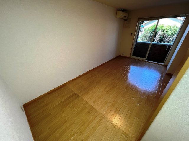 ウィル吉川の居間・リビング