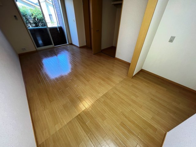 ウィル吉川の居間・リビング