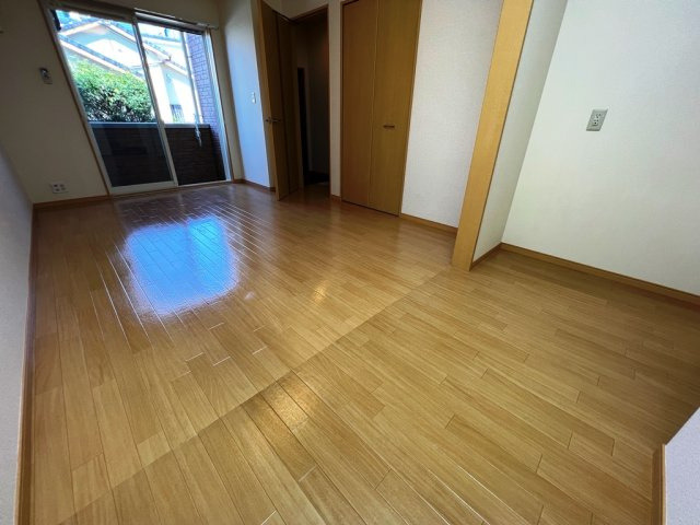 ウィル吉川の居間・リビング