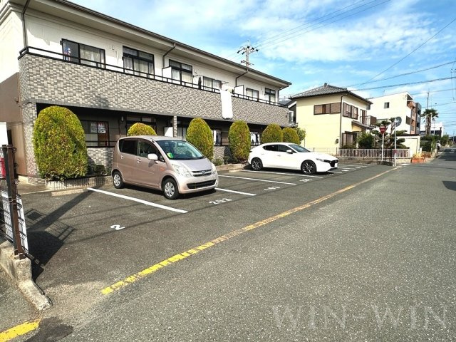 スカイハイツフジの駐車場