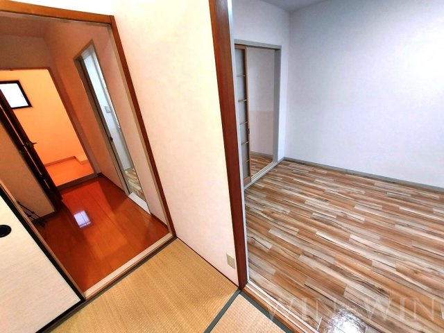 スカイハイツフジの居間・リビング