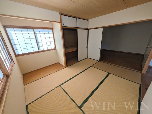 マロン・ドゥムールの和室