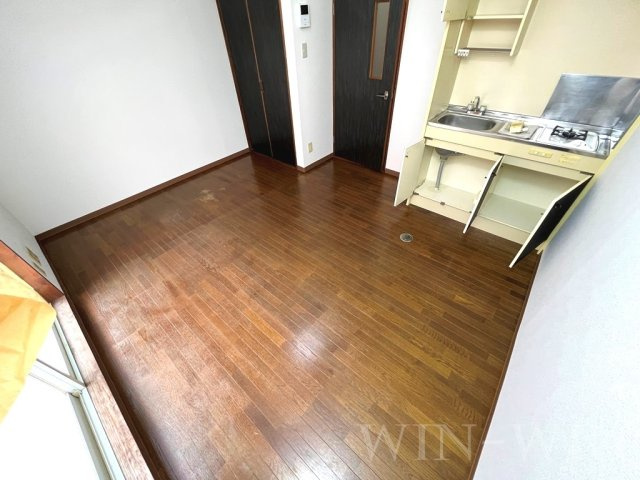 メゾンハクゴの居間・リビング