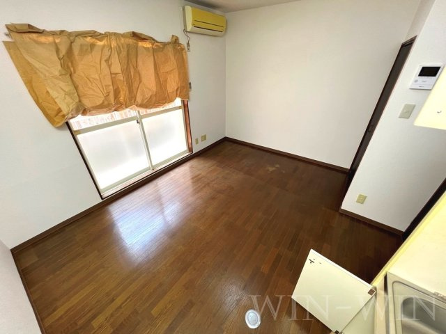 メゾンハクゴの居間・リビング